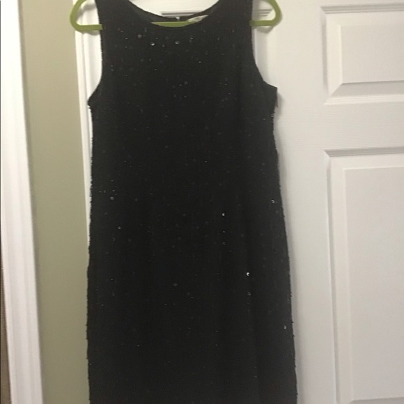 NWT Sequinned black dress by Dorothy Perkins - Picture 3 of 8